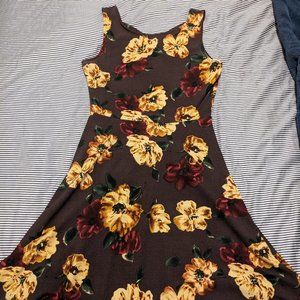 Kaileigh Brown Floral Knee-Length Women's Dress